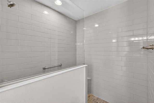 11380 SOUTAR AVENUE, Oxford, FL 34484