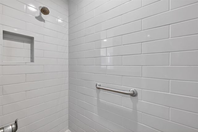 11380 SOUTAR AVENUE, Oxford, FL 34484