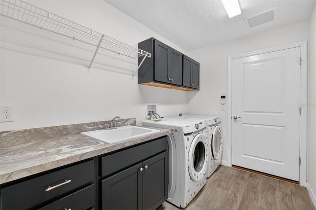 11380 SOUTAR AVENUE, Oxford, FL 34484