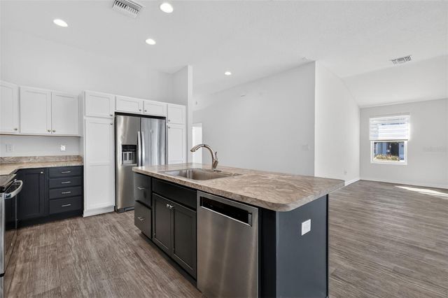 11380 SOUTAR AVENUE, Oxford, FL 34484