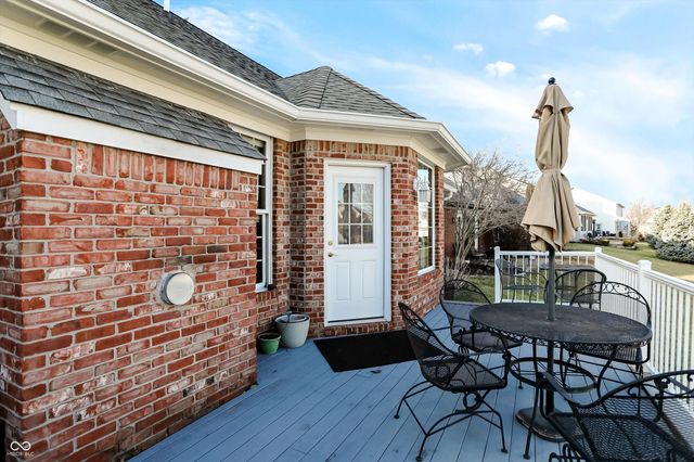 2341 Somerset Circle, Franklin, IN 46131