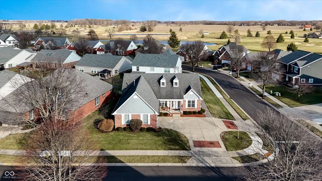 2341 Somerset Circle, Franklin, IN 46131