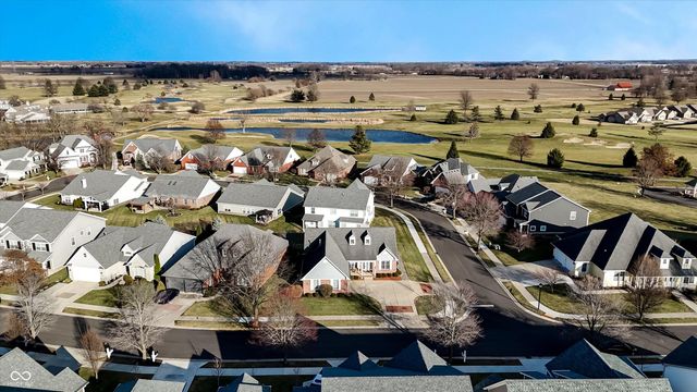 2341 Somerset Circle, Franklin, IN 46131