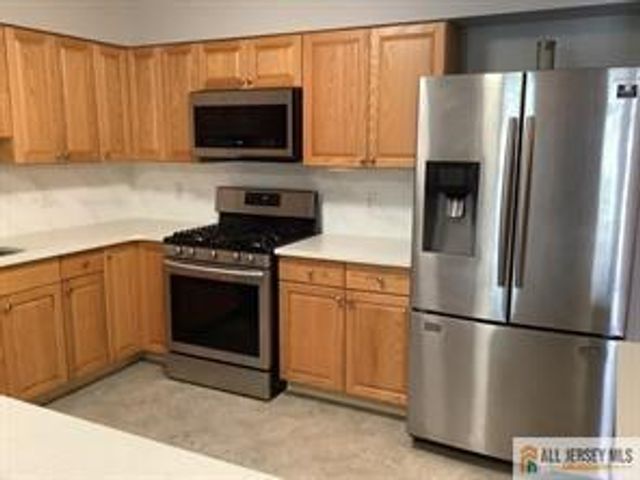 931 Cedar Court 931, New Brunswick, NJ 08901