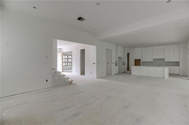 2975 N Bogan Road NE, Buford, GA 30519
