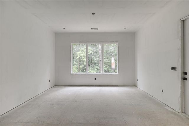 2975 N Bogan Road NE, Buford, GA 30519