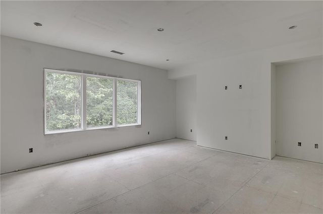 2975 N Bogan Road NE, Buford, GA 30519