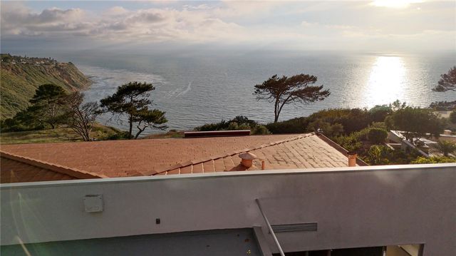 1400 Via Montemar, Palos Verdes Estates, CA 90274