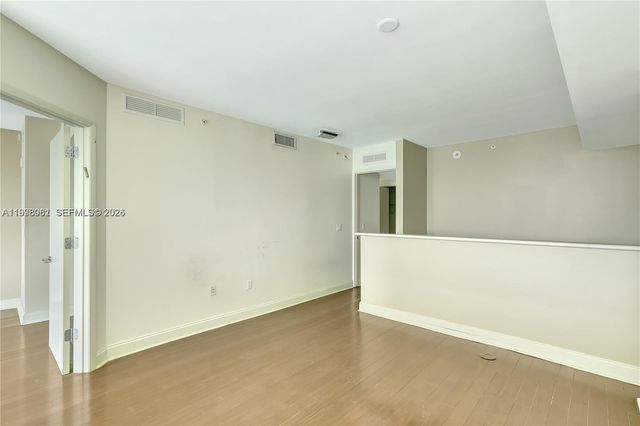 3131 NE 188th St 1-1205, Aventura, FL 33180