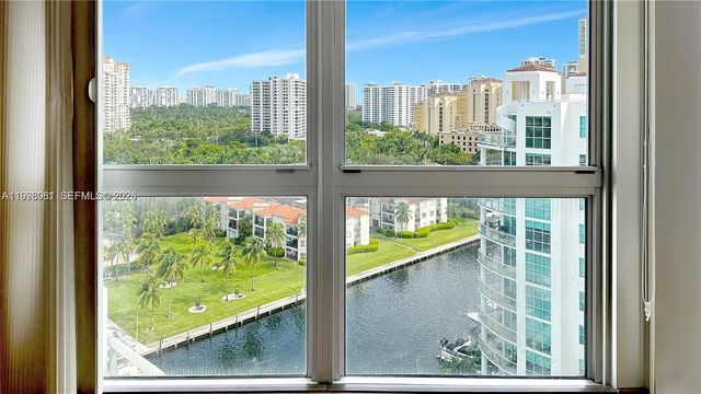 3131 NE 188th St 1-1205, Aventura, FL 33180