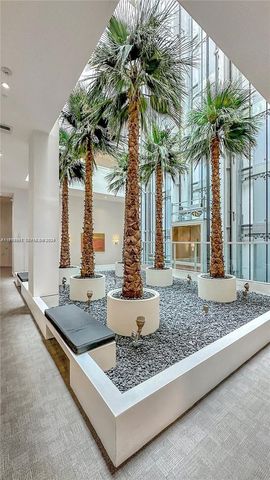 3131 NE 188th St 1-1205, Aventura, FL 33180