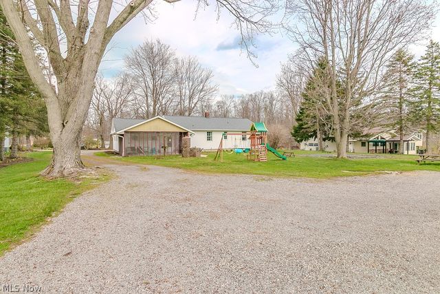 5162 Woodside Drive, Geneva, OH 44041