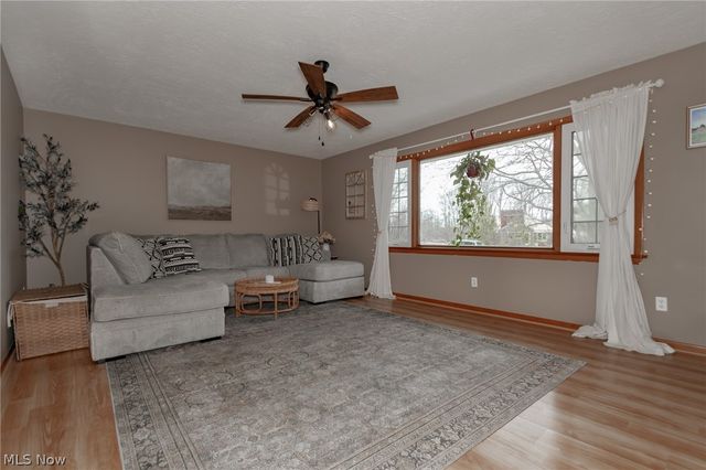 5162 Woodside Drive, Geneva, OH 44041