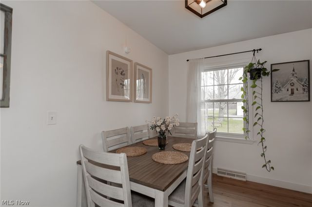 5162 Woodside Drive, Geneva, OH 44041