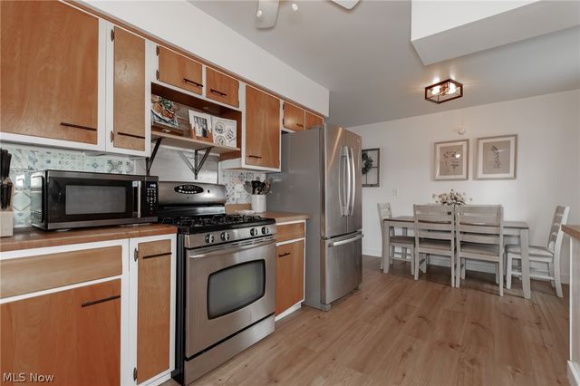 5162 Woodside Drive, Geneva, OH 44041