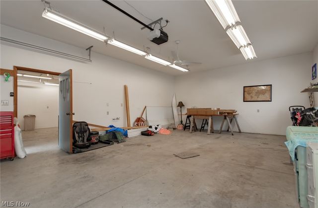 5162 Woodside Drive, Geneva, OH 44041