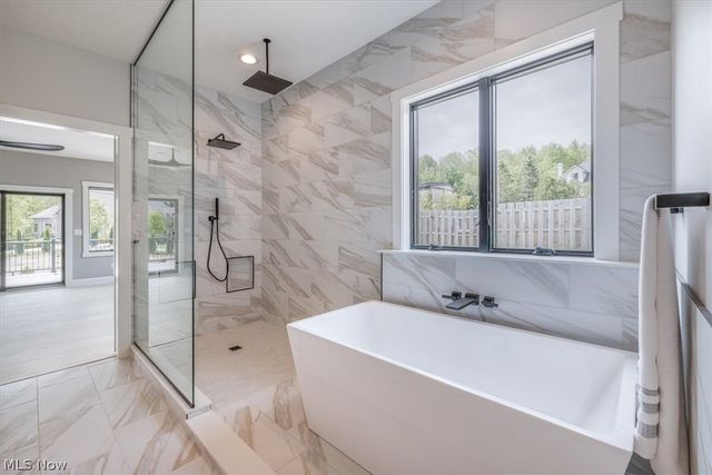 245 Somerset Drive, Hinckley, OH 44233