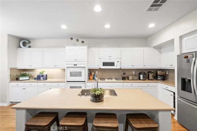 31534 Borega, Murrieta, CA 92563