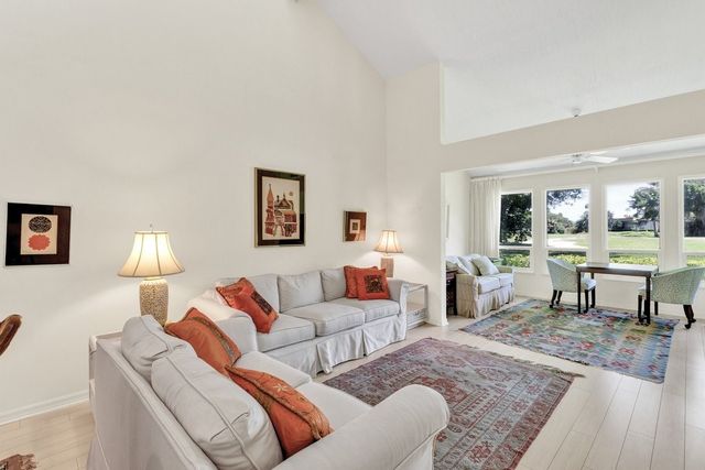 230 Vista Court 230, Vero Beach, FL 32962