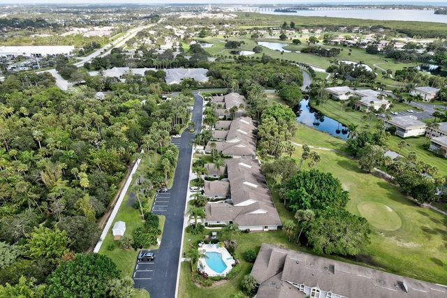 230 Vista Court 230, Vero Beach, FL 32962