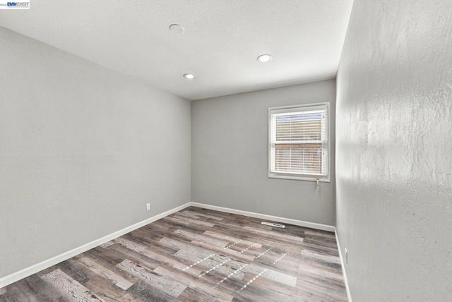 5946 Cinnabar Ct, Newark, CA 94560