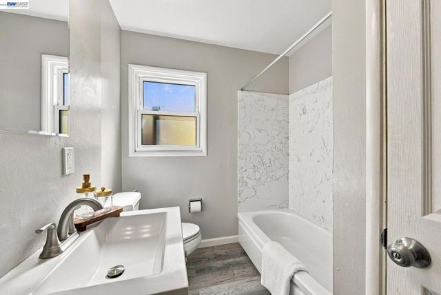 5946 Cinnabar Ct, Newark, CA 94560