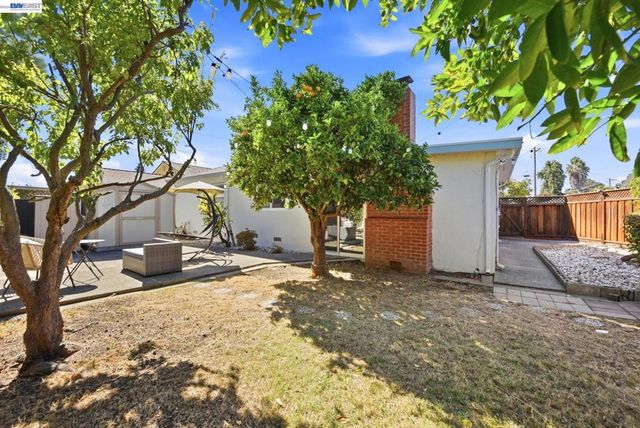 5946 Cinnabar Ct, Newark, CA 94560