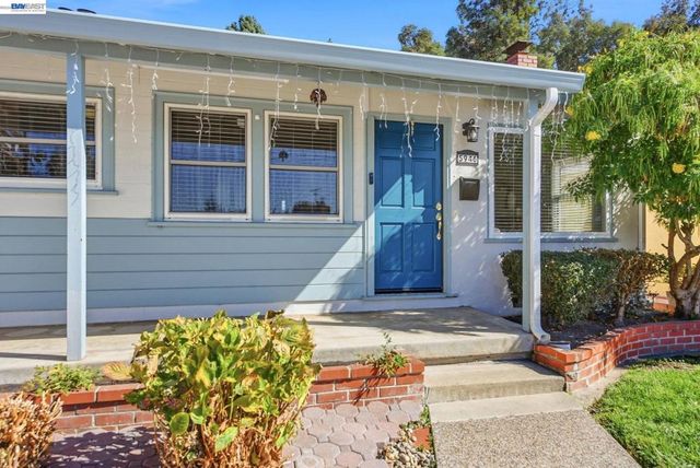 5946 Cinnabar Ct, Newark, CA 94560