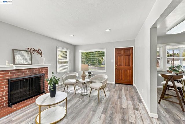 5946 Cinnabar Ct, Newark, CA 94560