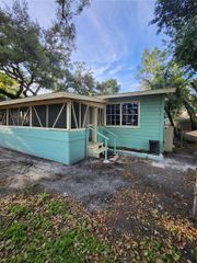 302 E 121ST AVENUE, Tampa, FL 33612