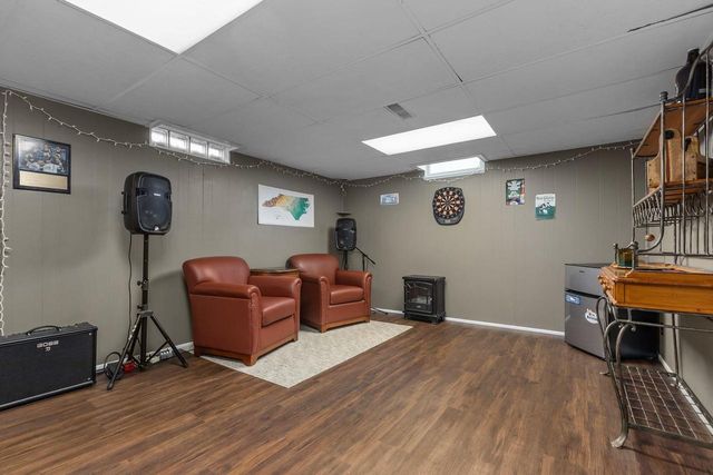 113 CUMINGS LANE, Neenah, WI 54956