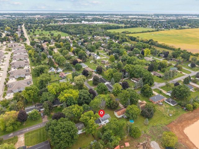 113 CUMINGS LANE, Neenah, WI 54956