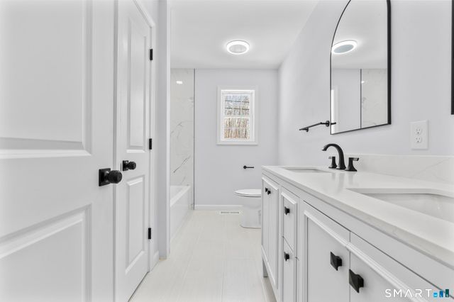 281 Traverse Street, Waterbury, CT 06704