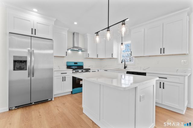 281 Traverse Street, Waterbury, CT 06704