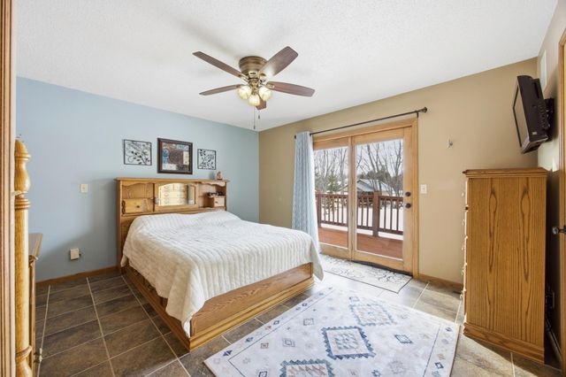 1250 76th Avenue S, Fargo, ND 58104