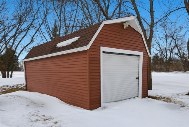 1250 76th Avenue S, Fargo, ND 58104