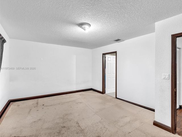 23 SE 3rd Ave, Hallandale Beach, FL 33009