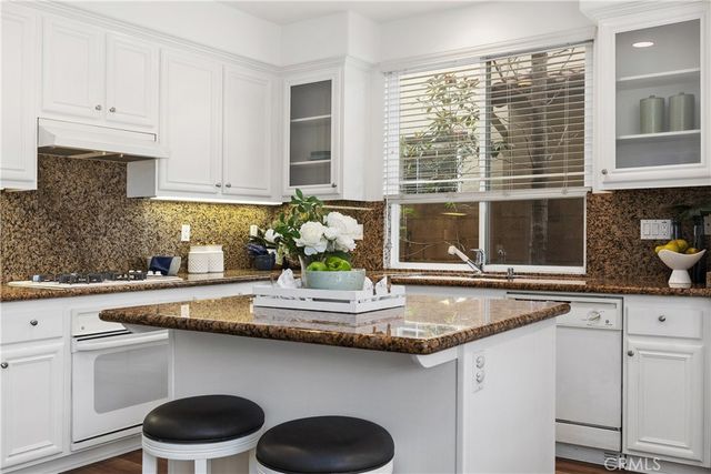 21 Bel Spring, Irvine, CA 92602