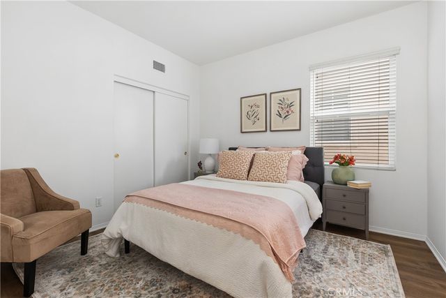 21 Bel Spring, Irvine, CA 92602