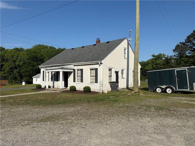 546 Railroad AVE, Wakefield, VA 23888