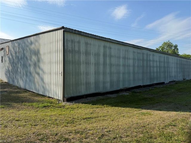 546 Railroad AVE, Wakefield, VA 23888