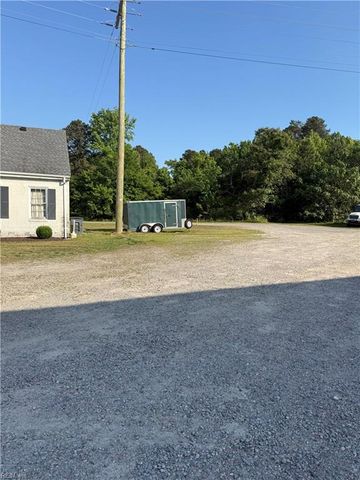 546 Railroad AVE, Wakefield, VA 23888