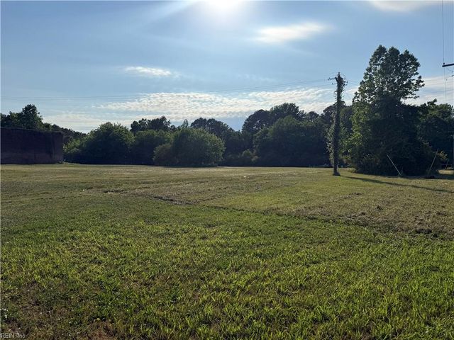 546 Railroad AVE, Wakefield, VA 23888