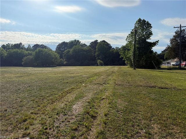 546 Railroad AVE, Wakefield, VA 23888