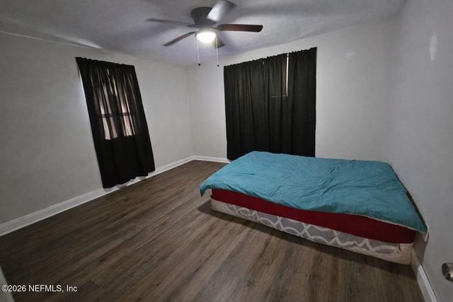 3072 BESSENT Road, Jacksonville, FL 32218