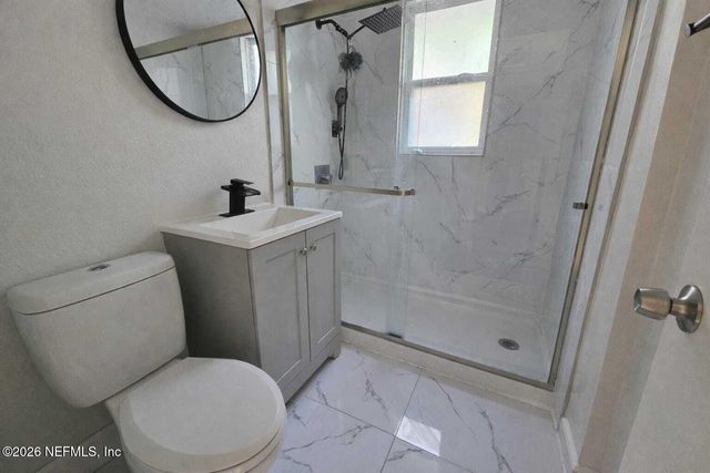 3072 BESSENT Road, Jacksonville, FL 32218