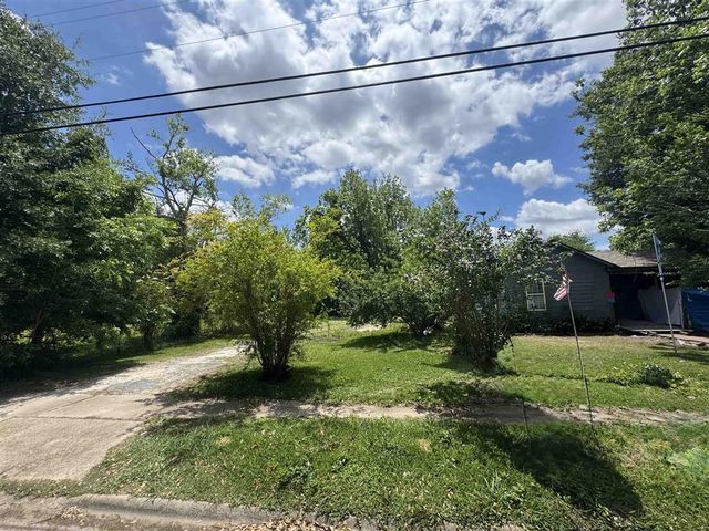 922 Gulf Street, Lake Charles, LA 70601