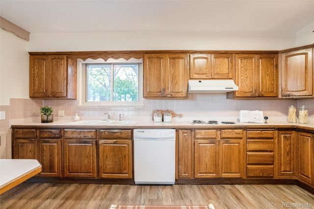 7625 W 25th Avenue, Lakewood, CO 80214