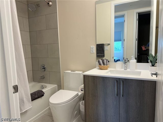 26600 Rosewood Pointe DR B-107, Bonita Springs, FL 34135