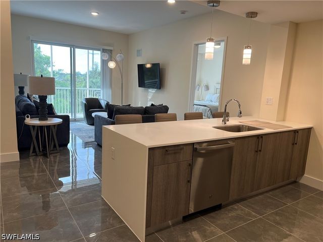 26600 Rosewood Pointe DR B-107, Bonita Springs, FL 34135